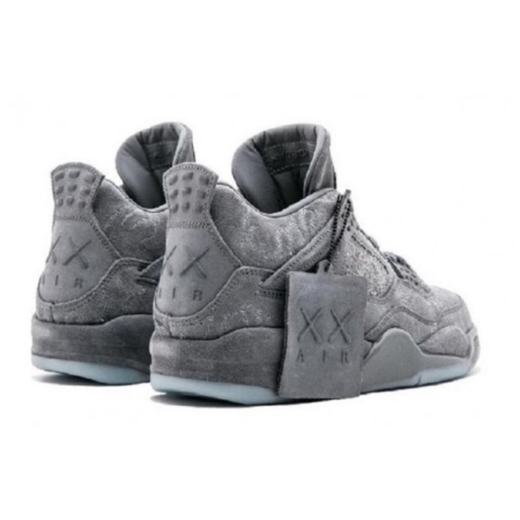 JORDAN 4 Kaws - Picture 3 of 4